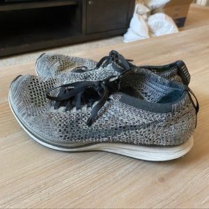Nike Oreo flyknit racers men's 6/ women's 7.5